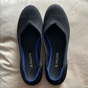 Rothy's women’s Black and Blue flats